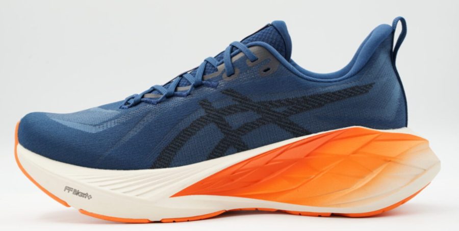 Asics apresenta DynaBlast™ 6 e aposta em conforto e energia para acompanhar novos corredores